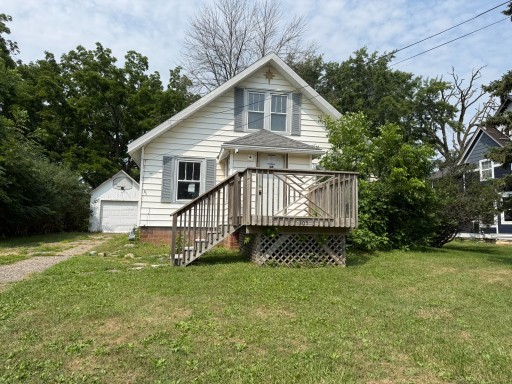Just Listed! 305 1st Ave NE, Dodge Center, MN